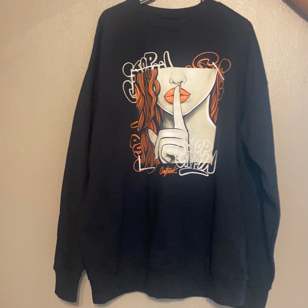 Graphic Crewneck